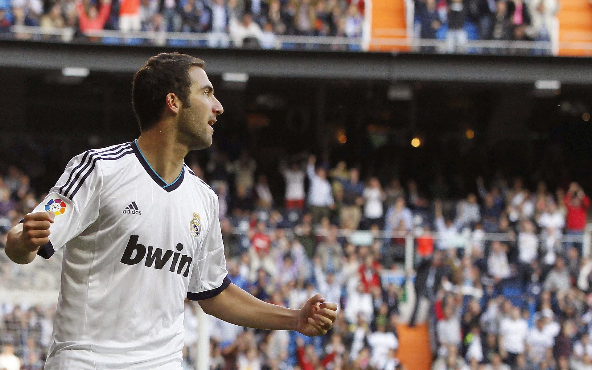 意甲快速反击：一瞬间撕裂对方防线，意甲6.2秒